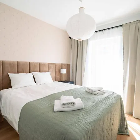 Aparthotel Weissa 7 Krakow Exterior photo
